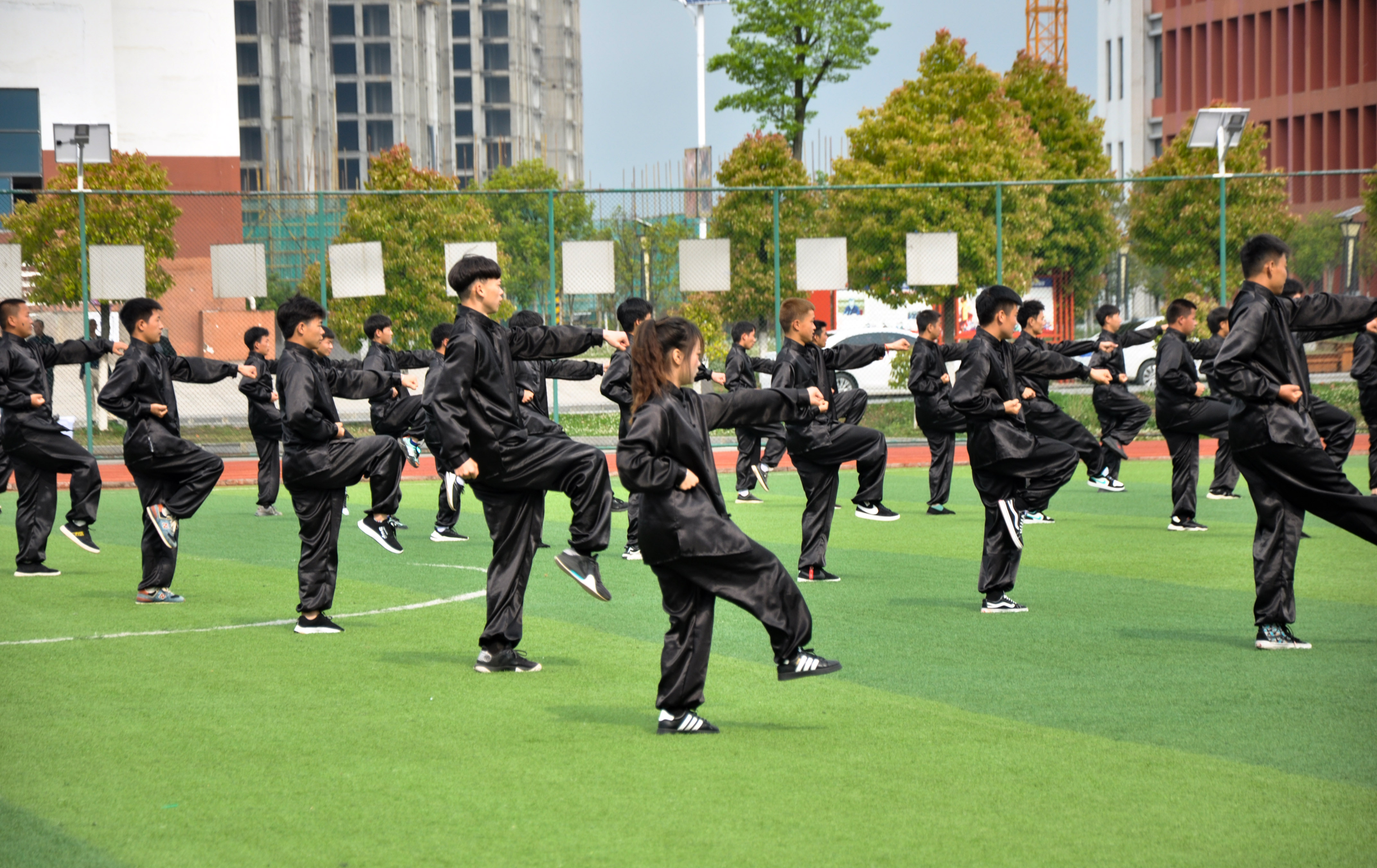 第二屆校園文化藝術(shù)節(jié)、第三屆田徑運動會開幕式
