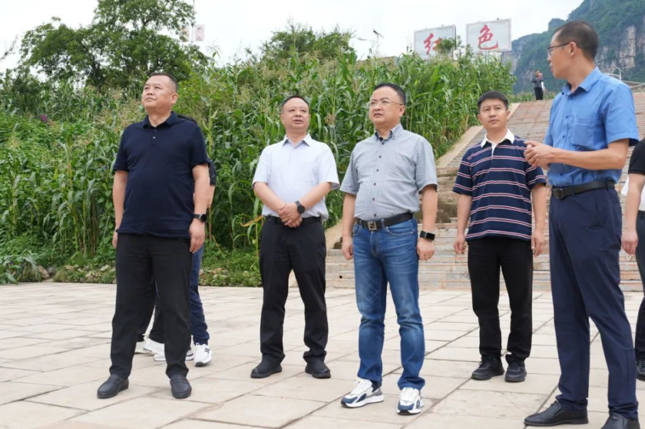 李涌、邱國(guó)援帶隊(duì)到鄉(xiāng)村振興聯(lián)系點(diǎn)開(kāi)展幫扶調(diào)研
